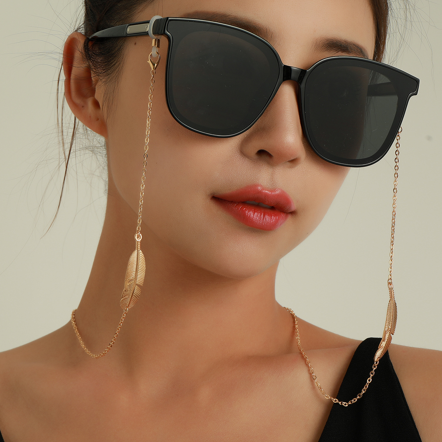 Blind Filter Disc - Fashion Alloy Feather Disc Eyeglasses Chains